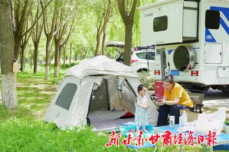 Yes (二版) 从“过境驿站”到“旅居(48971735)-20260701084404 图片