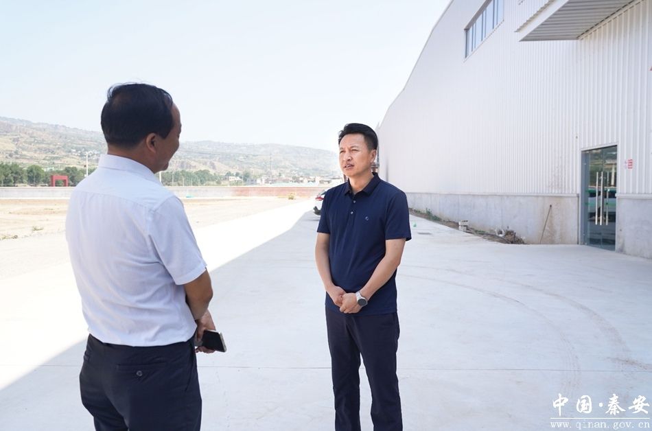 张恒刚调研督导招商引资项目落地建设情况