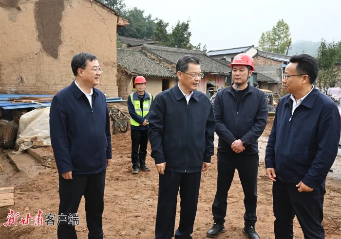 任振鹤在漳县调研并主持召开陇西5.6级地震灾后恢复重建现场办公会